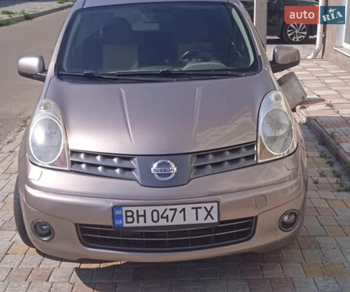 Хэтчбек Nissan Note 2006 в Одессе