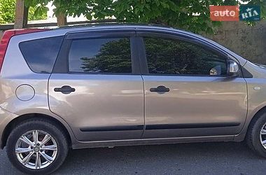 Хэтчбек Nissan Note 2006 в Одессе