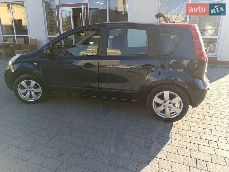 Хэтчбек Nissan Note 2008 в Дрогобыче