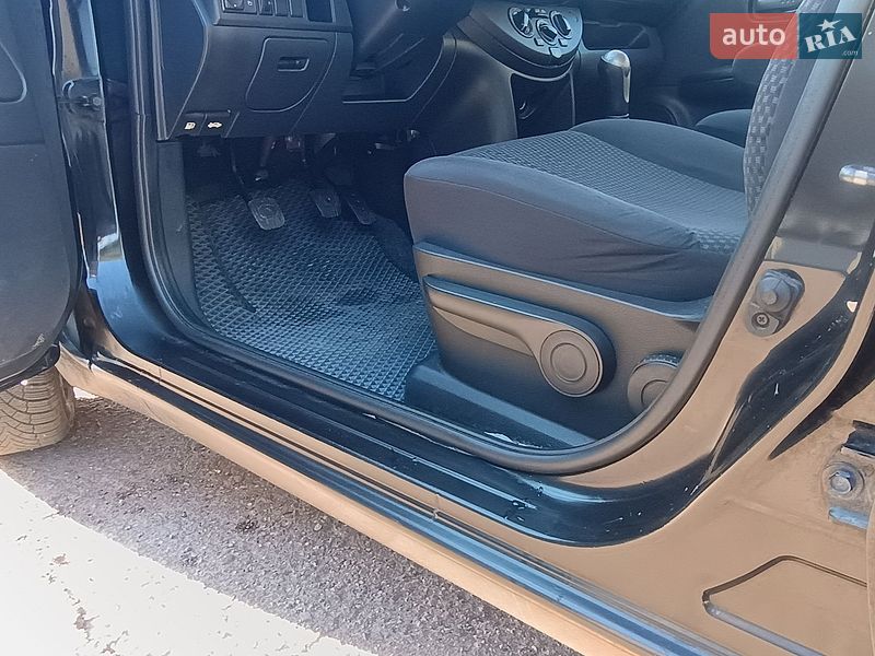 Хэтчбек Nissan Note 2008 в Прилуках
