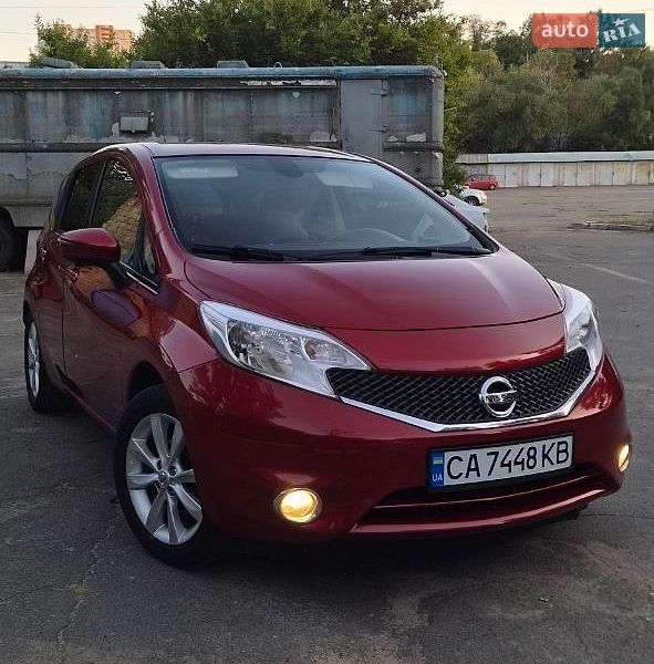 Хэтчбек Nissan Note 2013 в Киеве
