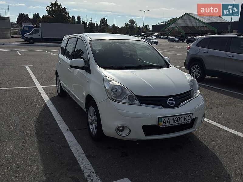 2012 Nissan Note, VIN SJNFAAE11U2194756:plate — фото 1 (autoria)