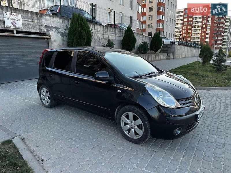 Хэтчбек Nissan Note 2006 в Тернополе