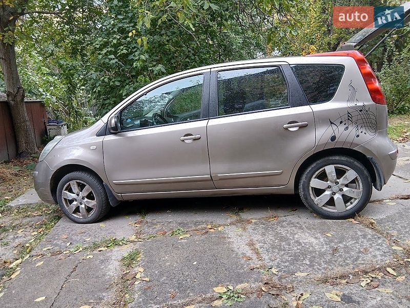 Хетчбек Nissan Note 2007 в Києві фото 7 Хетчбек Nissan Note 2007 в Києві
