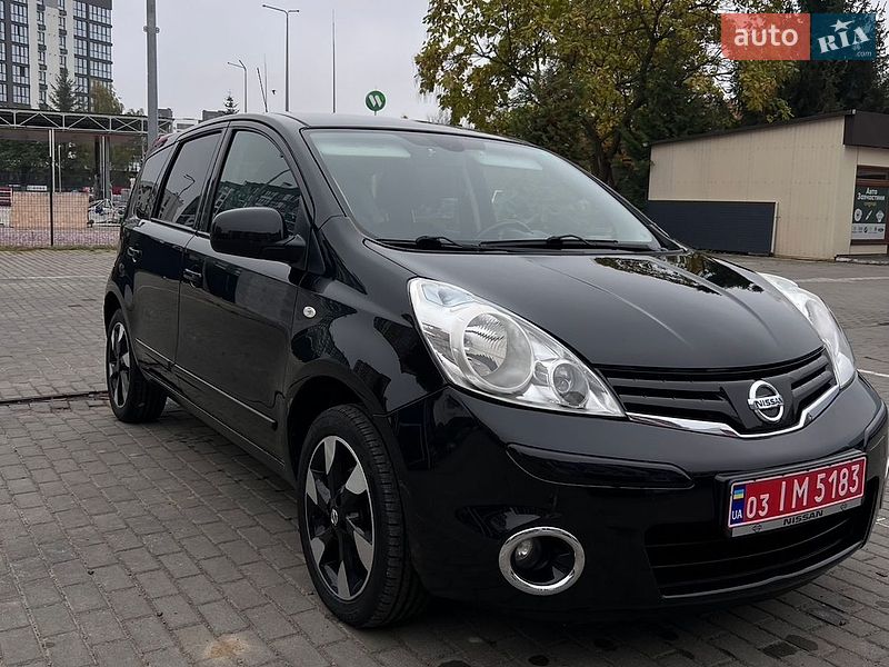 Хетчбек Nissan Note 2012 в Луцьку