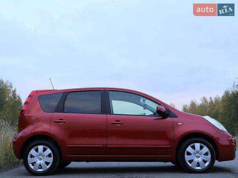 Хетчбек Nissan Note 2008 в Трускавці