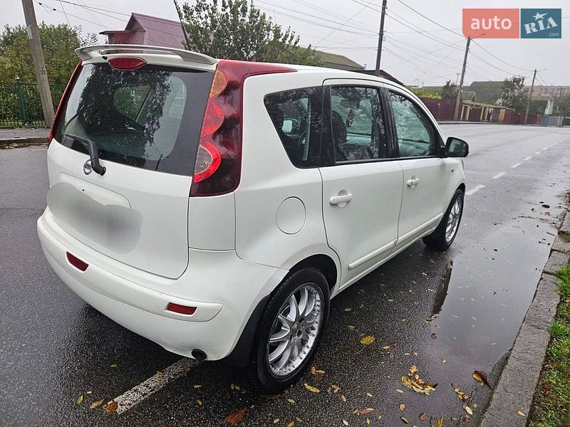 Хэтчбек Nissan Note 2013 в Виннице