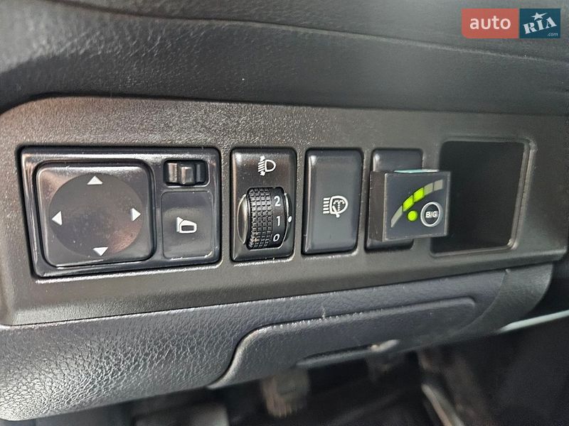 Хэтчбек Nissan Note 2013 в Виннице