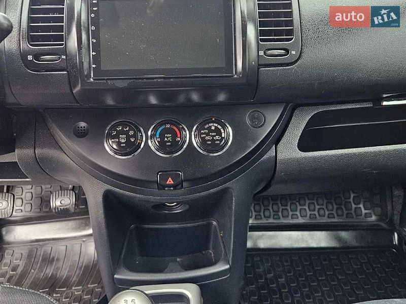 Хэтчбек Nissan Note 2013 в Виннице