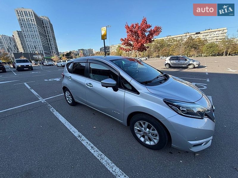 Хетчбек Nissan Note 2019 в Києві фото 2 Хетчбек Nissan Note 2019 в Києві