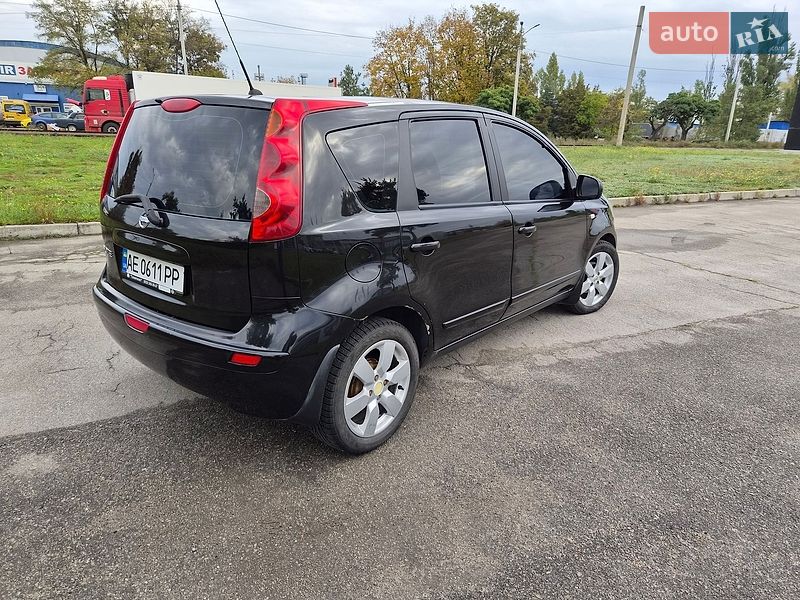Хэтчбек Nissan Note 2007 в Днепре