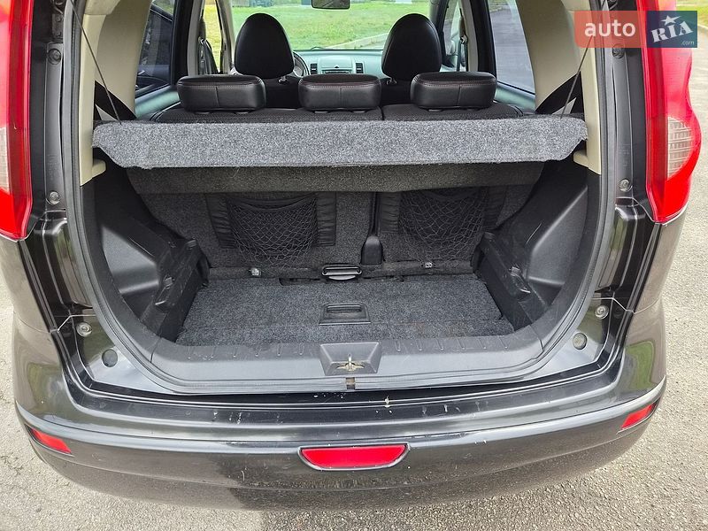 Хэтчбек Nissan Note 2007 в Днепре