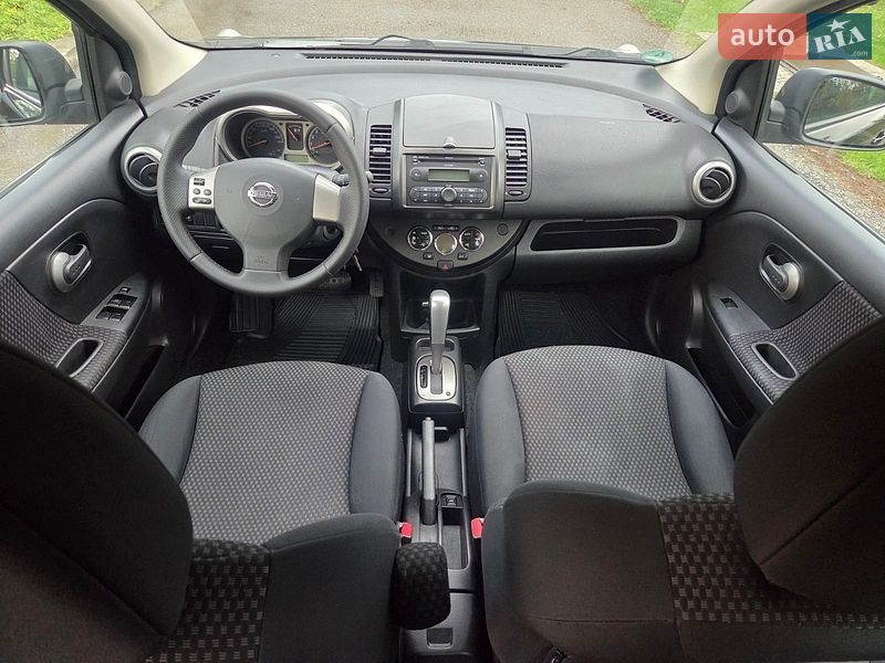 Хетчбек Nissan Note 2006 в Кам'янському