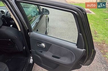 Хетчбек Nissan Note 2006 в Кам'янському