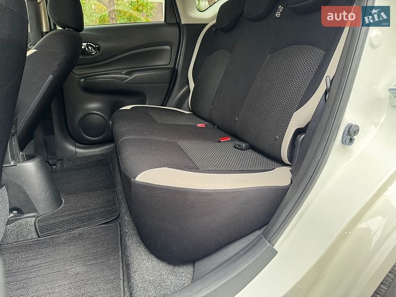 Хэтчбек Nissan Note 2016 в Киеве