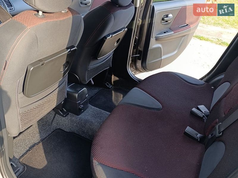 Хетчбек Nissan Note 2008 в Чернівцях фото 19 Хетчбек Nissan Note 2008 в Чернівцях