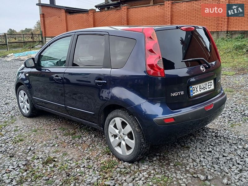 Хэтчбек Nissan Note 2006 в Хмельницком