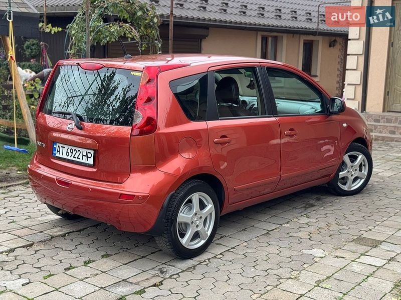 Хэтчбек Nissan Note 2007 в Ивано-Франковске