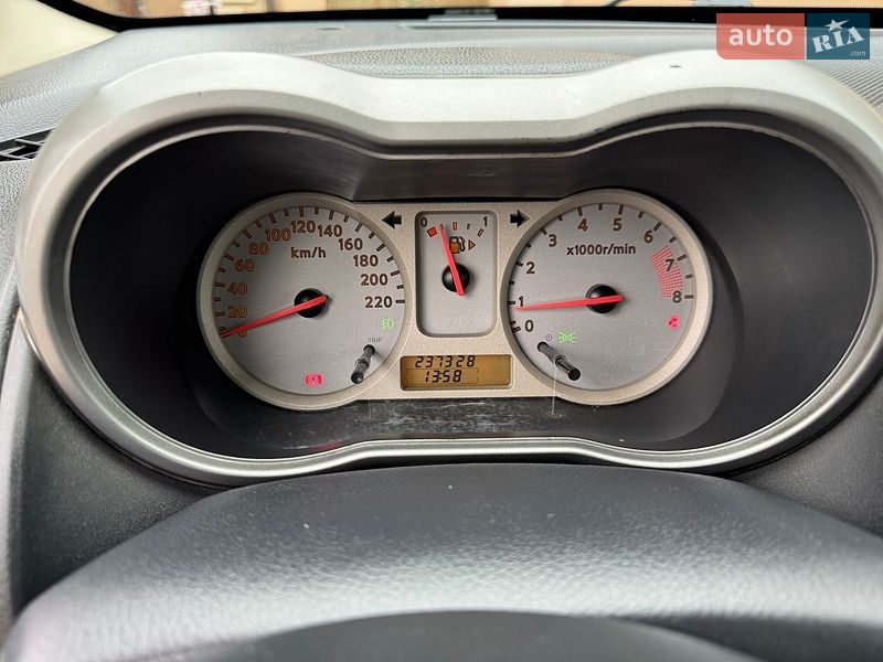 Хэтчбек Nissan Note 2007 в Ивано-Франковске