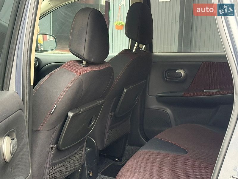 Хэтчбек Nissan Note 2007 в Дубно