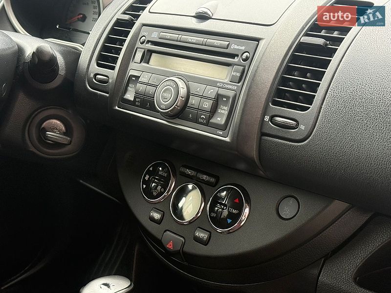 Хэтчбек Nissan Note 2007 в Дубно
