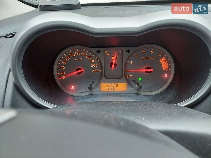 Хэтчбек Nissan Note 2008 в Киеве