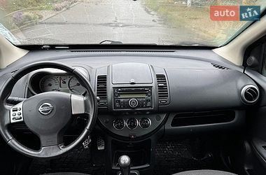 Хэтчбек Nissan Note 2008 в Киеве