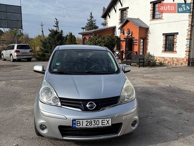 Хэтчбек Nissan Note 2009 в Полтаве
