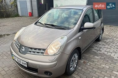 Хетчбек Nissan Note 2008 в Чернівцях