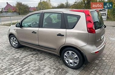 Хетчбек Nissan Note 2008 в Чернівцях