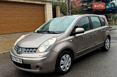 Хэтчбек Nissan Note 2008 в Киеве