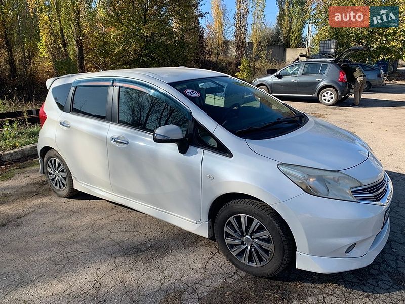 Хетчбек Nissan Note 2013 в Новій Водолагі фото 3 Хетчбек Nissan Note 2013 в Новій Водолагі