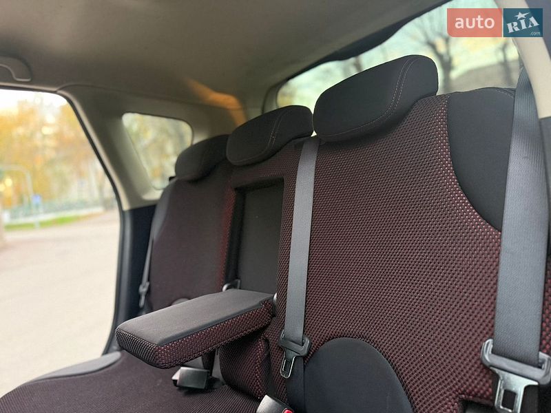 Хэтчбек Nissan Note 2007 в Виннице фото 39 Хэтчбек Nissan Note 2007 в Виннице