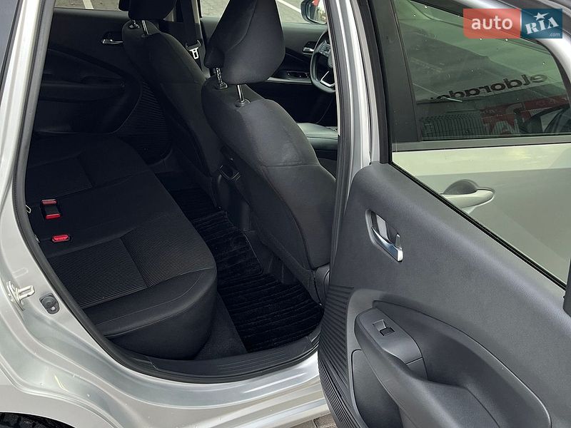 Хэтчбек Nissan Note 2021 в Киеве фото 17 Хэтчбек Nissan Note 2021 в Киеве