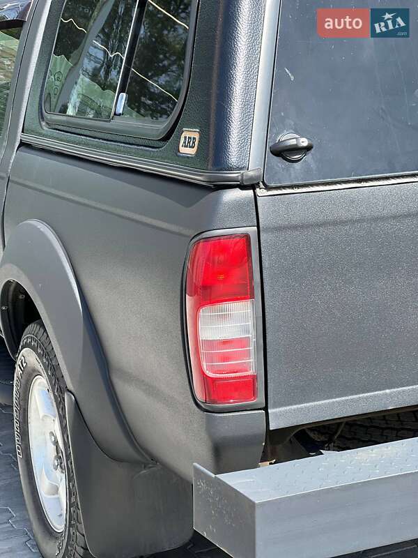 Пікап Nissan NP300 2011 в Києві