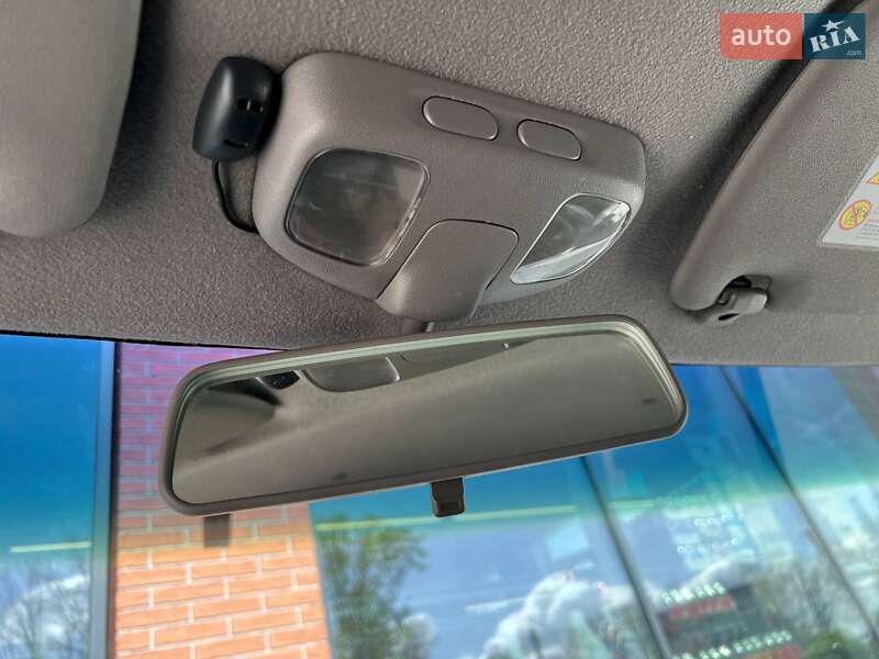Пікап Nissan NP300 2011 в Києві