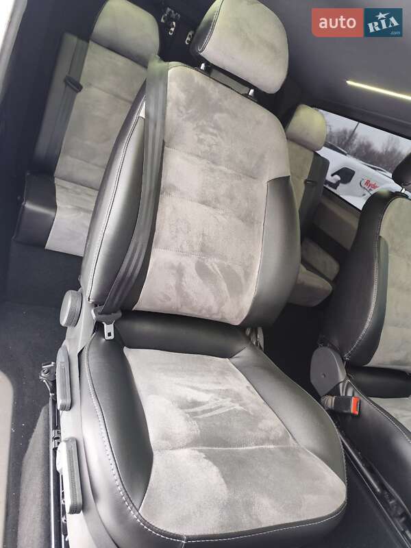 Грузовой фургон Nissan NV1500 2017 в Киеве