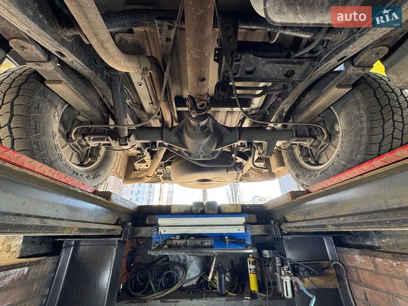 Грузопассажирский фургон Nissan NV1500 2017 в Киеве фото 23 Грузопассажирский фургон Nissan NV1500 2017 в Киеве