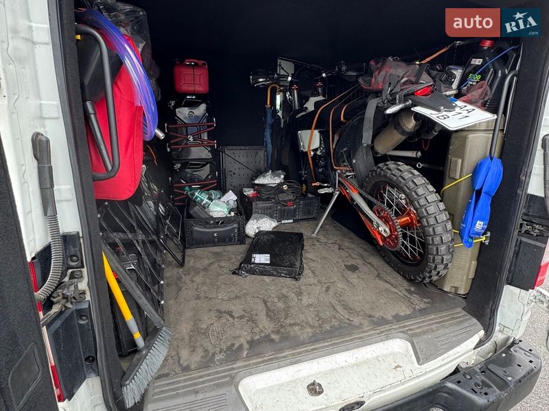 Грузопассажирский фургон Nissan NV1500 2017 в Киеве фото 17 Грузопассажирский фургон Nissan NV1500 2017 в Киеве