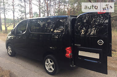 Вантажопасажирський фургон Nissan NV200 2012 в Херсоні