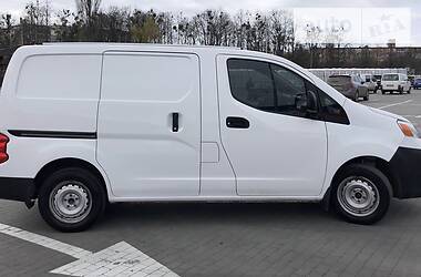 Вантажопасажирський фургон Nissan NV200 2017 в Умані