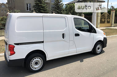 Грузопассажирский фургон Nissan NV200 2018 в Одессе