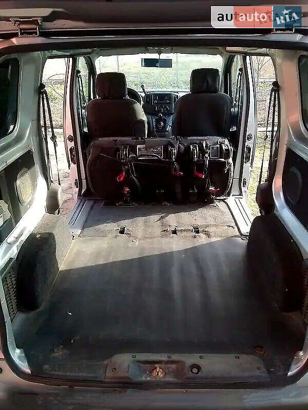 Мінівен Nissan NV200 2012 в Одесі фото 10 Мінівен Nissan NV200 2012 в Одесі