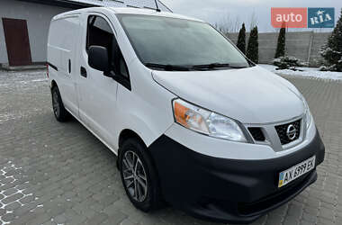 Вантажопасажирський фургон Nissan NV200 2016 в Харкові