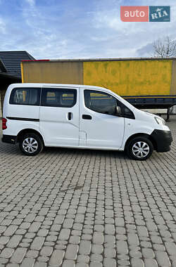 Мінівен Nissan NV200 2013 в Коломиї