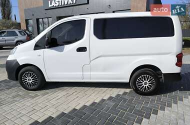 Вантажний фургон Nissan NV200 2016 в 