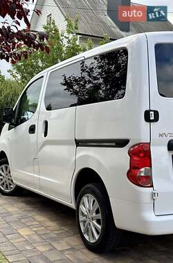 Минивэн Nissan NV200 2014 в 