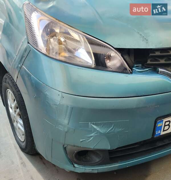 Мінівен Nissan NV200 2012 в Херсоні