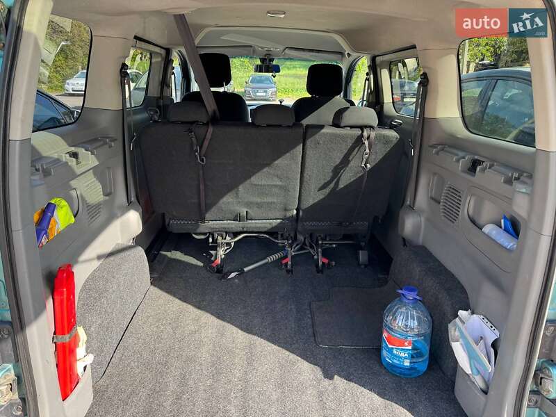 Мінівен Nissan NV200 2012 в Львові