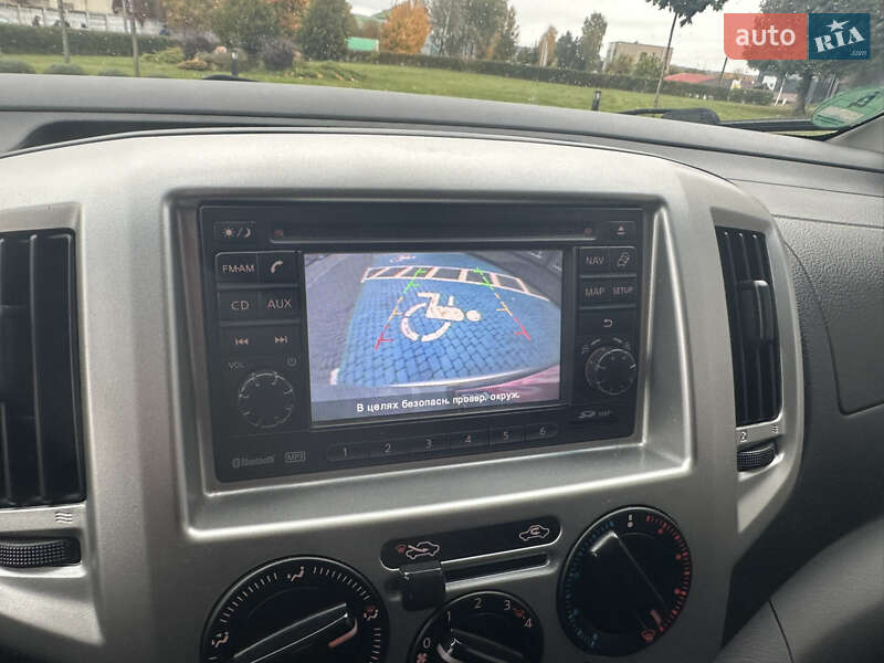 Мінівен Nissan NV200 2011 в Луцьку